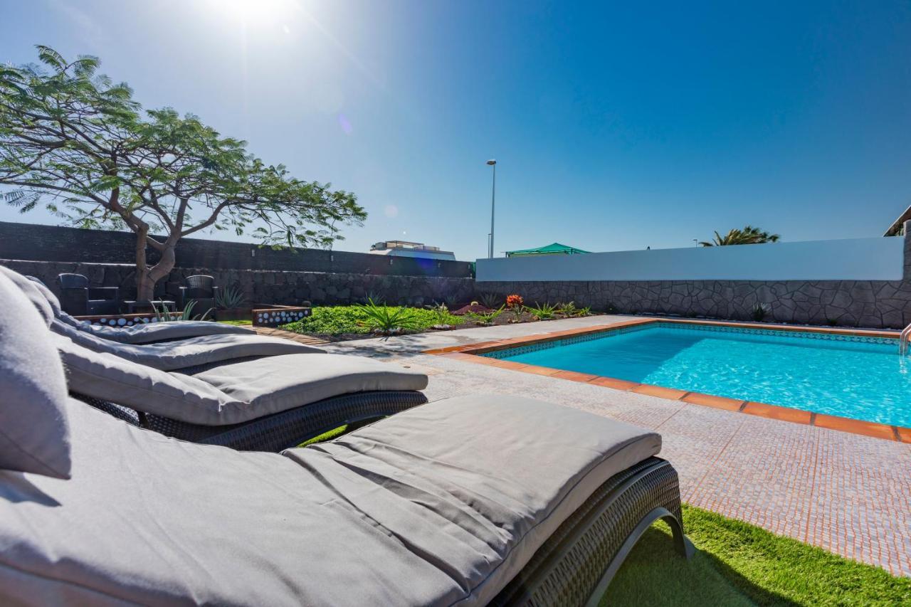 Casa Daneo Villa ปลายาบลังกา ภายนอก รูปภาพ